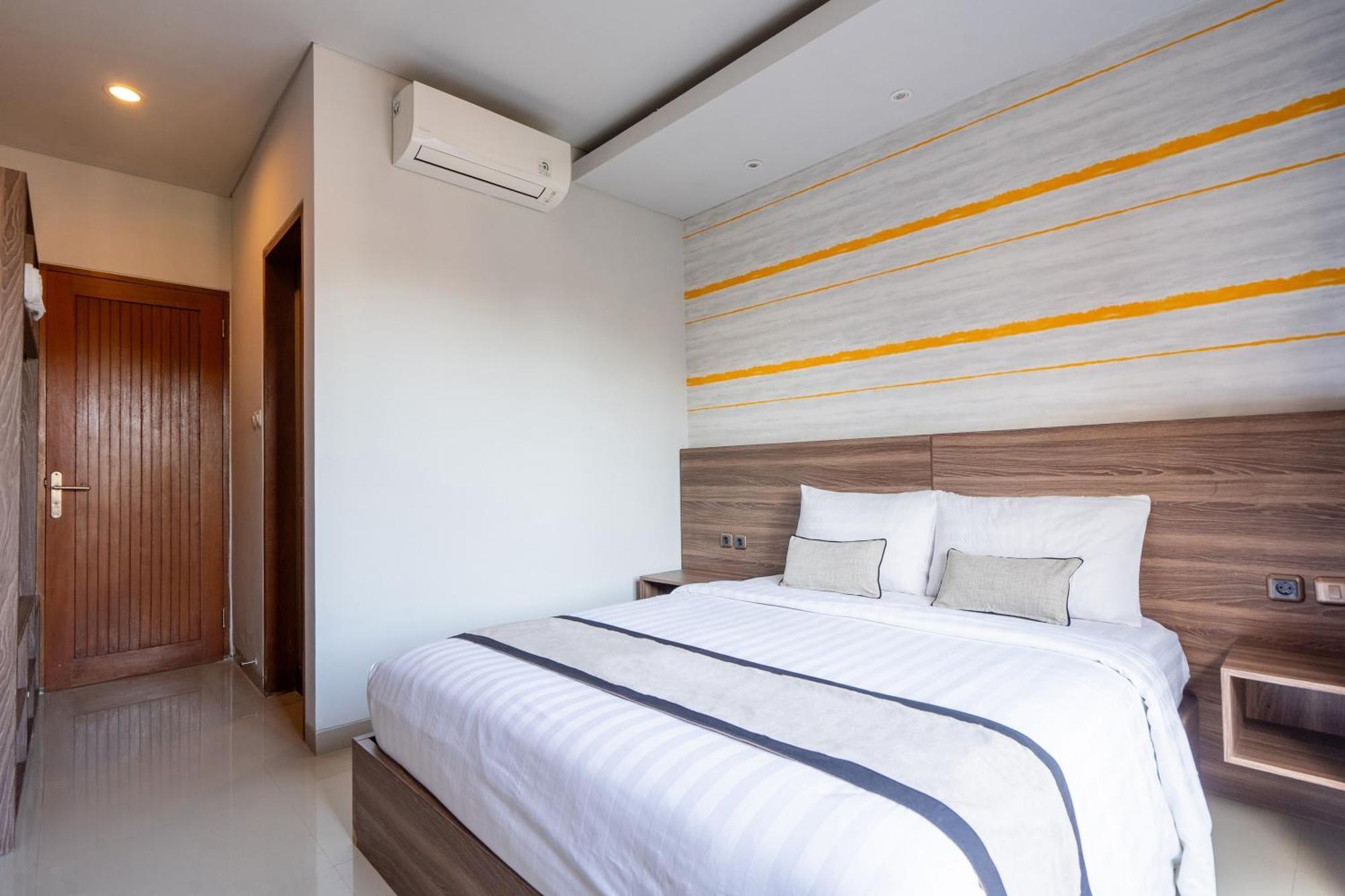 Mahesa Suites Seminyak Exterior foto