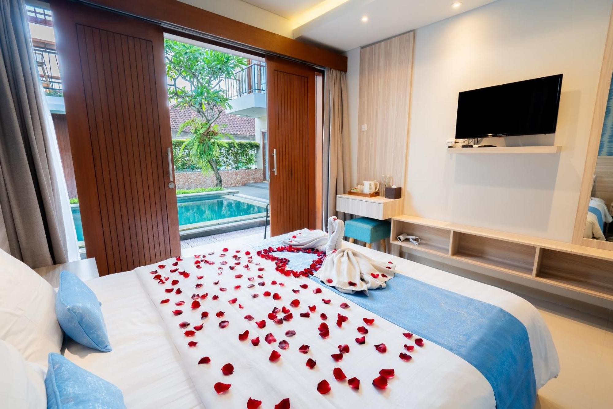 Mahesa Suites Seminyak Exterior foto